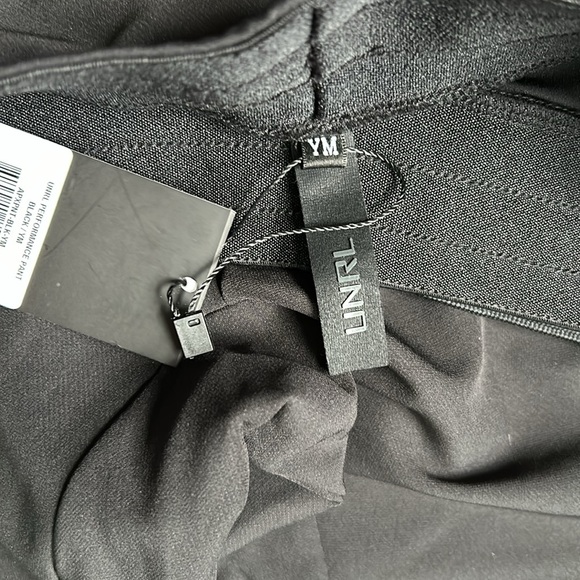 UNRL youth medium apex joggers
New w tags - Picture 4 of 4